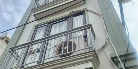 Bán nhà Phố Lĩnh Nam- 42m2 x5 Tầng-Mặt Tiên 4m- Rẻ Ngất hơn 2 Tỷ