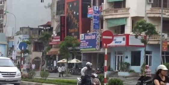 Cần bán nhà 2 MT đường lớn Trần Hưng Đạo và Cao Bá Nhạ. Quận 1, Vị trí đẹp nhất