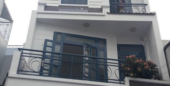 Cần bán nhà 2 MT đường lớn Trần Hưng Đạo và Cao Bá Nhạ, Quận 1