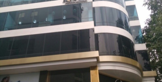 MT Phan Đăng Lưu, Q. Phú Nhuận, DT: 13x30m, 105 tỷ