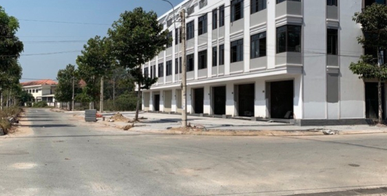 Bán gấp Nhà phố 4 tầng mới xây đường Hùng Vương