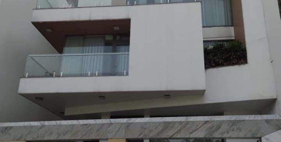 BÁN NHÀ MẶT PHỐ QUẬN TÂY HỒ HÀ NỘI