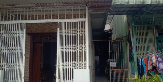 Bán nhà Chính Chủ: 1 trệt 1lầu ,3pn-2wc, 2 phòng trọ.lh 0818250991