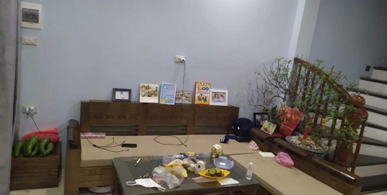 Bán nhà đường Minh Khai. DT42m2 x 3 tầng MT 3.3 m, giá nhỉnh 3 tỷ.