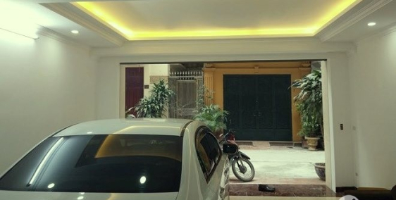 Gấp lắm rồi!! giá nào cũng bán, phố vip Vạn Bảo, Ba Đình 68m2x3T oto đỗ cửa