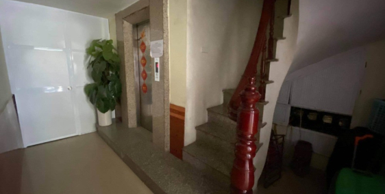 SIÊU PHẨM bán gấp nhà phố Linh Lang,quận Ba Đình,oto đỗ cửa giá 13.5 tỷ