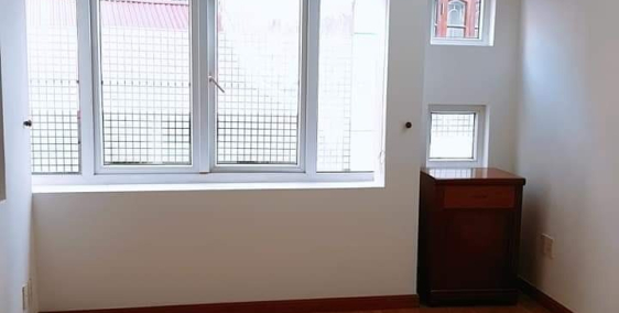 Bán nhà Hồ Tùng Mậu diện tích 40m2 mặt tiền 4m xây 5 tầng