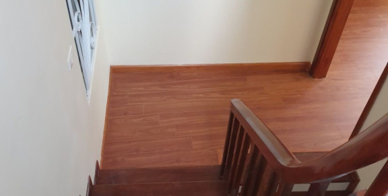 Bán gấp nhà Khương Thượng 35m2, 5 tầng, ô tô, kinh doanh chỉ 3tỷ LH:0354893173.