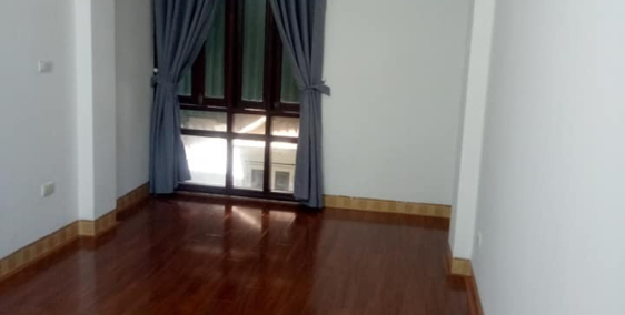 Lê Duẩn, Đống Đa, dt 40m, nhà 5 tầng, giá 3.8 tỷ (TL) nhà mới, ảnh thật