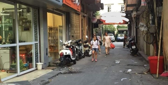 Nhà Giảng Võ, kinh doanh, ôtô vào nhà