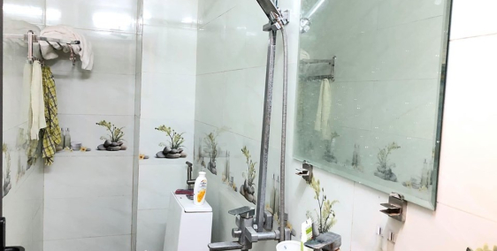 Bán gấp nhà Hà Đông 48mét 5tầng, ngõ oto, gần phố, giá 4,3 tỷ.