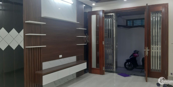 Bán Dương Văn Bé, Vĩnh Tuy, Hai Bà Trưng, ô tô cách nhà 3m, 4.95 tỷ, 45m, 4 tầng