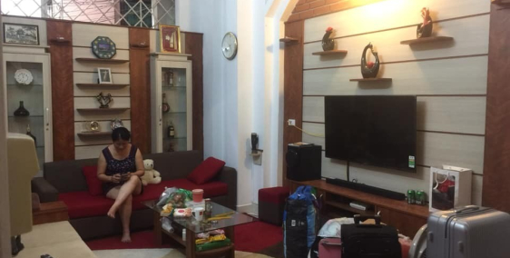 Bán nhà 36 phố Cổ Hà Nội.Cách hồ gươm chỉ khoảng 3’.Giá 3 tỷ có bớt.20m tới phố