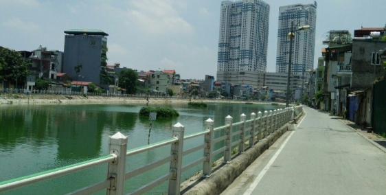 Bán nhà phố Long Biên 1. Ô tô vào nhà.