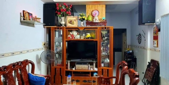 Bán gấp nhà hẻm Lý Thường Kiệt Quận 11,giá chỉ 4,9 tỷ.