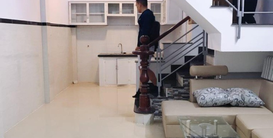 Nhà đẹp tiện kinh doanh Lý Thái Tổ, Quận 10, 4 tầng, 41m2, 4.6 tỷ, 0933444019