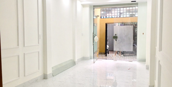 Bán nhà nở hậu hẻm rộng, thoáng 154 Âu Dương Lân Phường 3 Quận 8