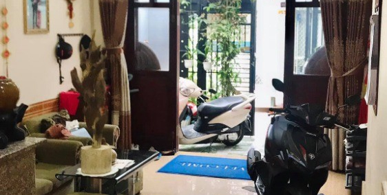 Bán nhà Măt tiền ngang khủng Âu Cơ, Tân Phú 6x13m, 3 tầng chỉ có 7.1tỷ.TL