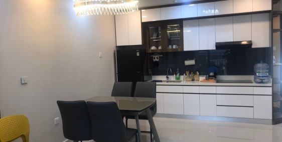 Cần cho thuê căn hộ Botanica Premier. 2PN, 2WC gần công viên Gia Định