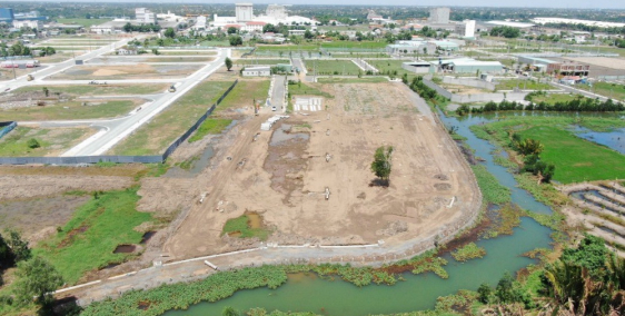 CẦN TIỀN NÊN EM BÁN MIẾNG ĐÁT GẤP NẰM NGAY MẶT TIỀN