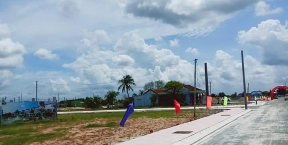 Định cư Mỹ kẹt tiền cần bán nhanh 8 lô đất thổ cư