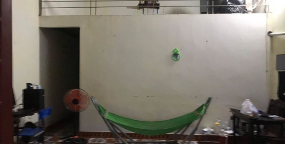 Bán đất tặng nhà C4 DT 65m2 đường 3.5m giá 2.6 tỷ tại Trâu Qùy, Gia Lâm. LH 0983