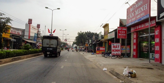 Bán lô đất đường rộng 11m bên trạm dừng chân kinh doanh cafe, quán ăn