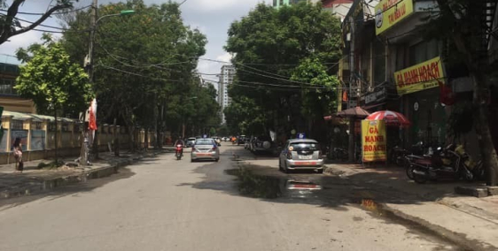 Bán mảnh đất Mặt Phố Đền Lừ, vỉa hè rộng, kinh doanh, 42m2 giá 6.38 tỷ