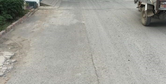 Bán 147m2 đất đường Bà Điểm 4 - Hóc Môn sổ hồng riêng