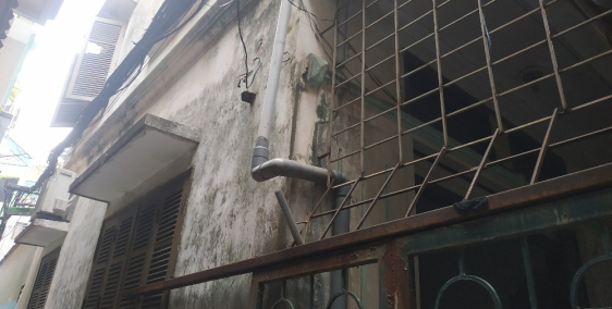 Cần bán nhà ở 91 ngõ 117 Trần Cung, giá 3 tỷ 57,4m2, sổ đỏ chính chủ. Tính ra ch