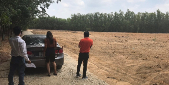 Cần bán nhanh lô đất mặt đường PB nằm giữa 2 trường ĐH và Bệnh viện. 1000m2.0979