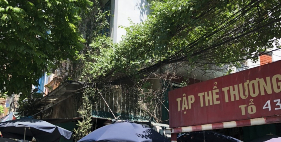 Cho thuê nhà phân lô gần Big C Trần Duy Hưng, 45mx4T, giá 18tr/tháng