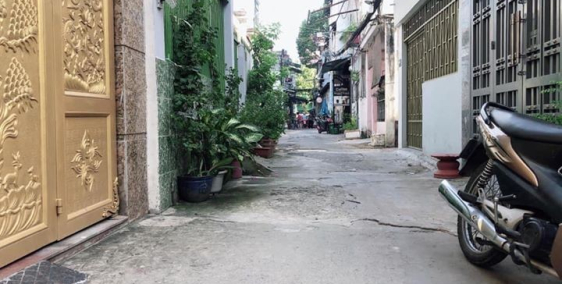 Chủ gủi bán căn 4 tầng đường Trần Hưng Đạo Quận 1. DT 53M2, giá chỉ 6 tỷ 5.