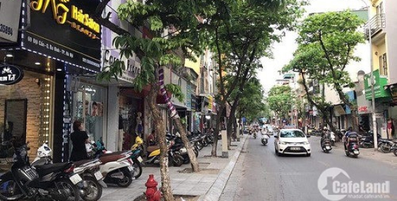 Bán nhà Đội Cấn 85m2 đang kinh doanh 100tr/tháng giá chỉ 17tỷ lh 0972833126