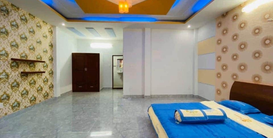 NHÀ MẶT TIỀN_ KINH DOANH TỐT_ CHỈ NHỈNH HƠN 5 TỶ