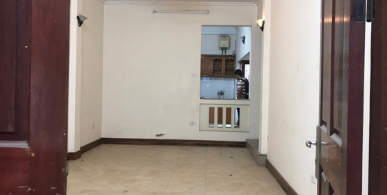 Cho thuê nhà nguyên căn Tôn Đức Thắng, Đống Đa 5 phòng ngủ.