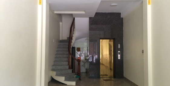 Cho Thuê Nhà LK KĐT Văn Khê, 50m2 x 6 Tầng Thông Sàn, MT 4,5m, Giá Chỉ 20tr/th