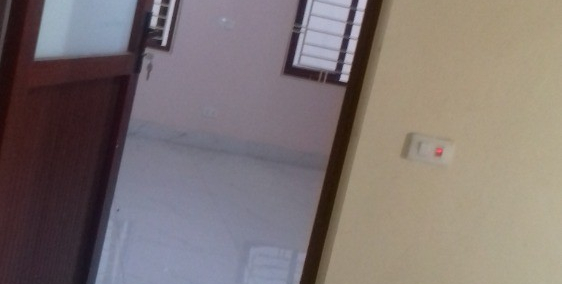 Cho thuê 3 phòng mới xây thời COVID tại Xóm Đình Yên Xá