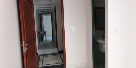 1.Bán căn hộ dịch vụ thu 50tr/th hẻm đường số 25A, Tân Quy, Quận 7, 3L14P 415m2