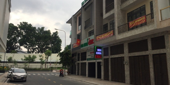 Cho thuê mắt tiền nhà phố liền kề KDC Moonlight  102 Đặng văn Bi