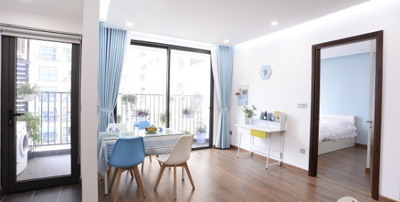 Căn hộ 60m2 cực xinh xắn, nội thất đẹp, tầng trung, vị trí trung tâm