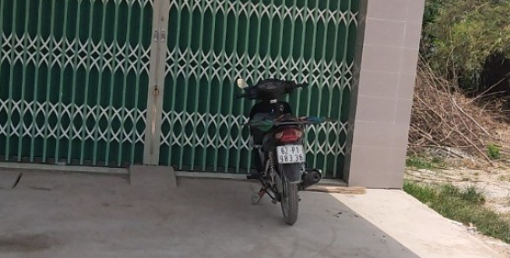 bán lô đất 85m2 đang cho thuê làm kho hàng,giá 1 tỷ 200tr,sổ hồng riêng.