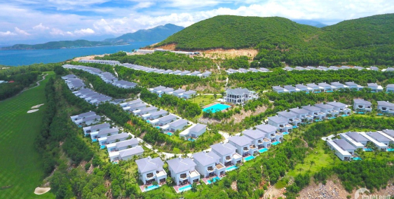 Biệt thự Vinpearl Nha Trang 1 tầng 3 ngủ - giá chuyển nhượng lỗ 18 tỉ