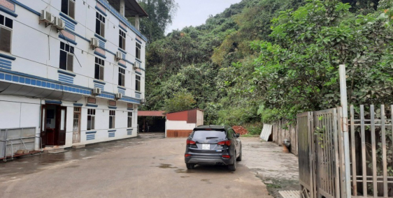 Bán khách sạn gia đình giá có thương lượng