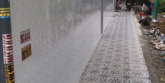 Bán nhà có diện tịch 150m2 gồm 1 ki-ốt và 4 phòng