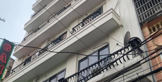 Bán tòa nhà đang kinh doanh ổn định 150tr/ th số 19+21 Nguyễn Văn Trỗi  Hà Đông