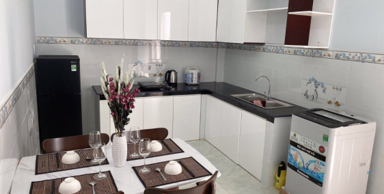 Bán nhà nguyên căn, 1 lầu 2 pn, 2wc, sổ hồng công chứng ngay giá 550tr