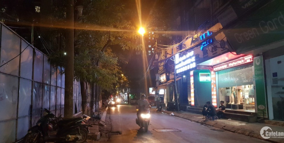 Bán nhà mặt phố Nguyễn Huy Tưởng 51m2 mặt tiền 4,6m giá 7,8 tỷ. LH O92 92I 8668