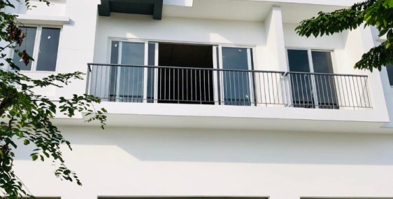 Nhà phố kinh doanh ngay 1 trệt 2 lầu Sun Casa, đô thị KCN VSIP 2, đường Dân Chủ