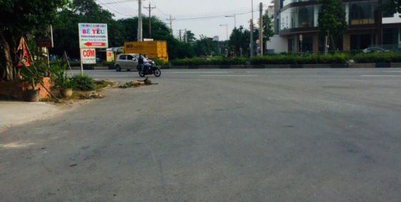 Bán nhà chính chủ , có sổ hồng , hỗ trợ ngân hàng